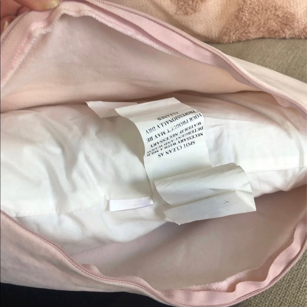 H&M Home | Cotton Velvet Decorative Pillowcase - Picture 5 of 7